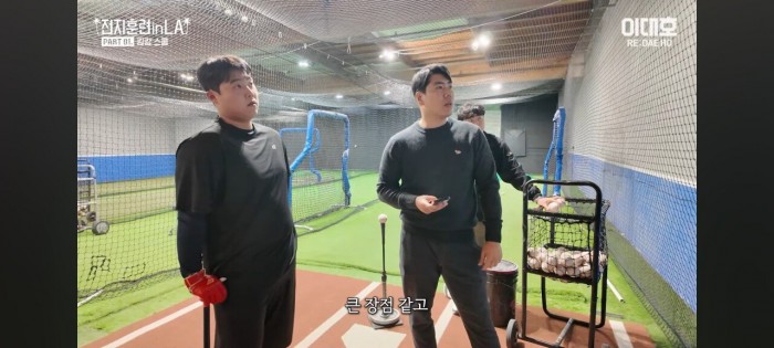 Screenshot_20240131_201105_YouTube.jpg 강정호가 분석한 한동희의 타격 자세